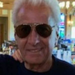 Meet your Posher, Bobby